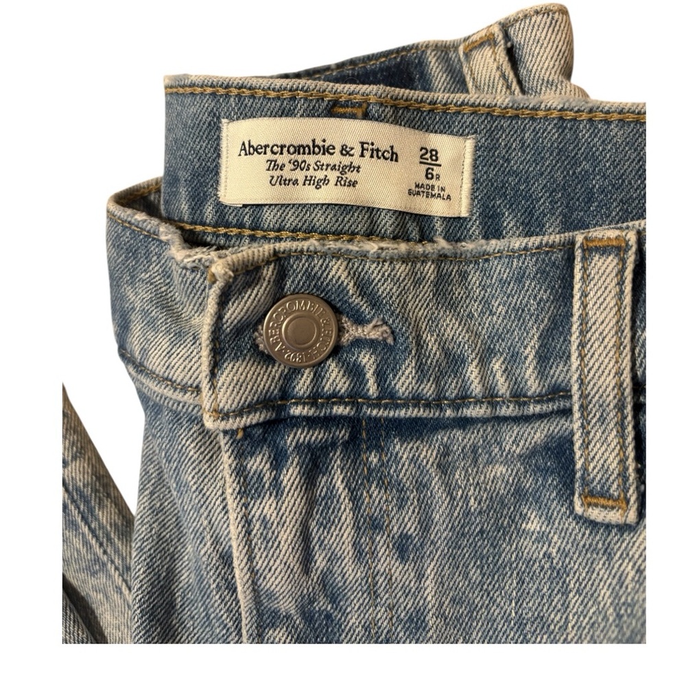 Abercrombie & Fitch 90’s Straight Ultra High Rise Jeans - Picture 4 of 4